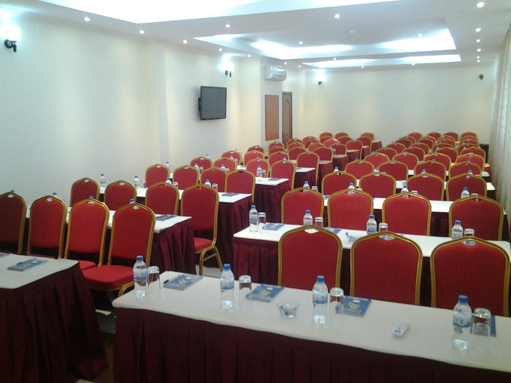 קיגאלי Great Seasons Hotel מראה חיצוני תמונה