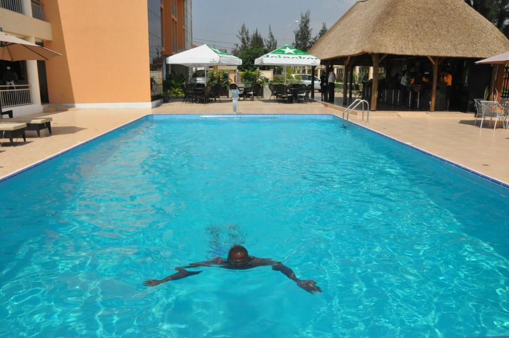 קיגאלי Great Seasons Hotel מראה חיצוני תמונה